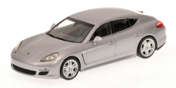 Minichamps-400068250.png