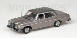Minichamps-430039105.png